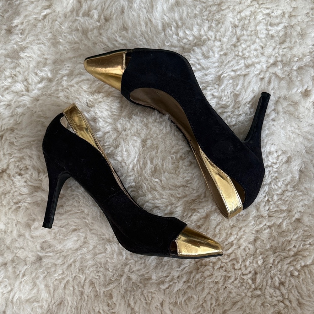 Elegant Black and Gold Women's Heels